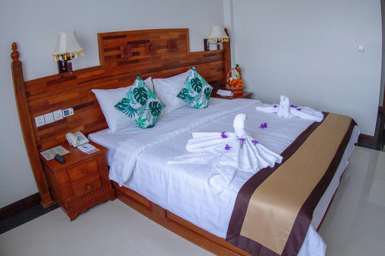 Kampong Thom Palace Hotel Εξωτερικό φωτογραφία
